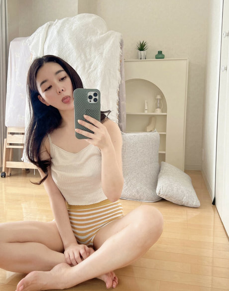 Rikako Katayama ポルノスター 可愛い 写真