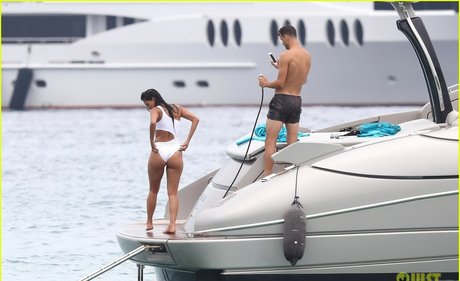 ssbbw オンリーファンズ HD アーカイブ