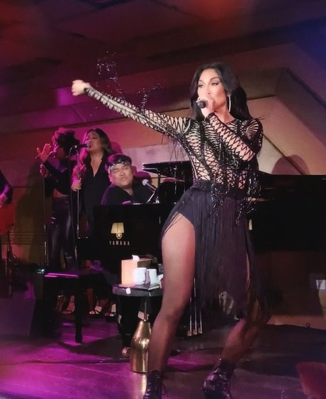 Nicole Scherzinger ポルノスター アート 写真