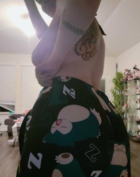 熟女の足オンリーファンズ 限定 写真