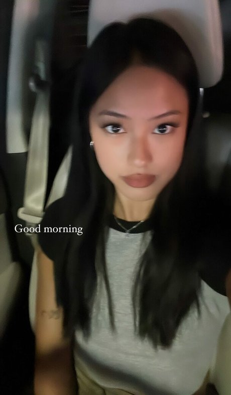 Gabby hua ヌードモデル 写真