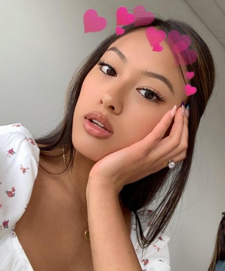 Gabby hua 素敵な女優 写真