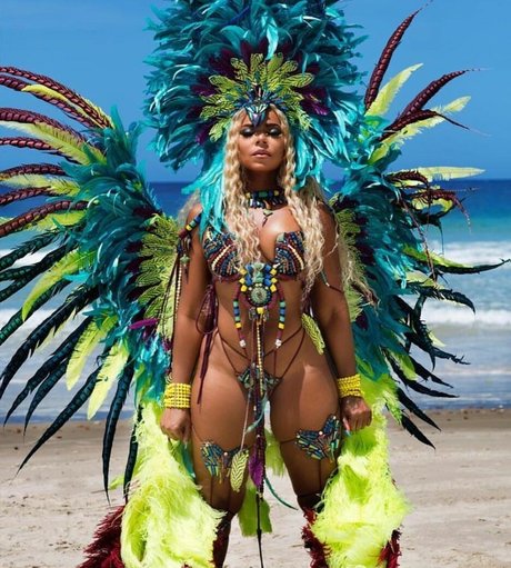 巨大ディルドオンリーファンズ ホット 画像