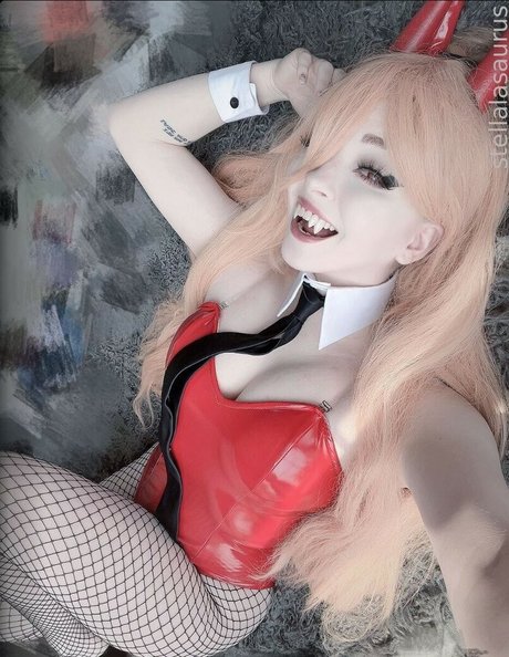 Stellalasaurus ポルノモデル 写真