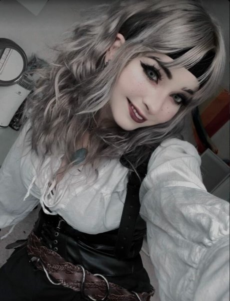 Stellalasaurus ポルノ女優 画像