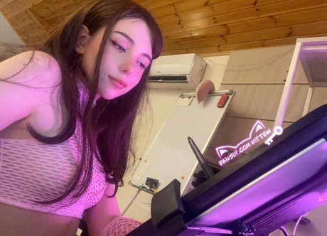 Kittew ヌードモデル 画像