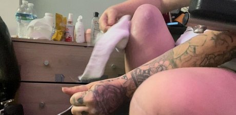 黒人ティーンのプッシーオンリーファンズ 美しいヌード 画像