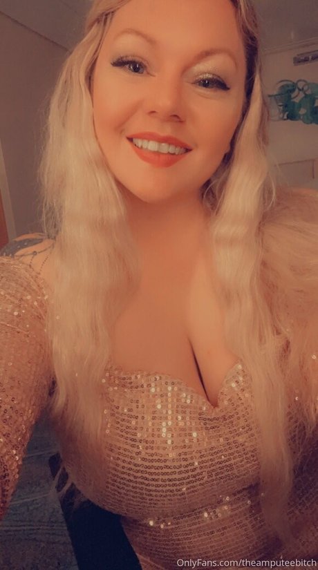 theamputeebitch 高品質モデル 写真