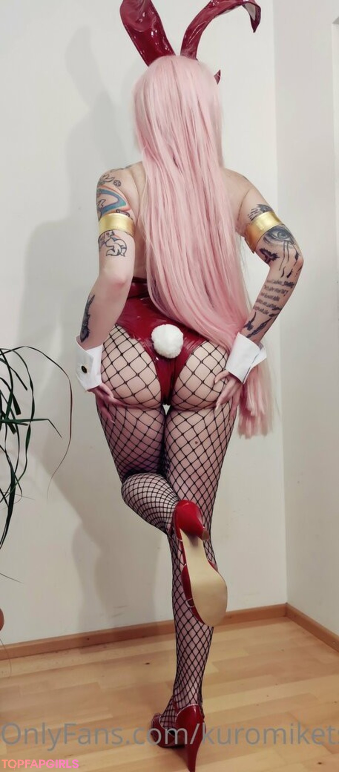 柔軟なティーンオンリーファン 無料裸 画像