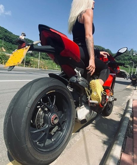 Veta George Models かわいいスター 画像