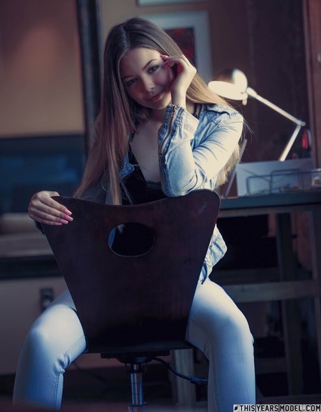 Lana Lea スター ヌード ギャラリー