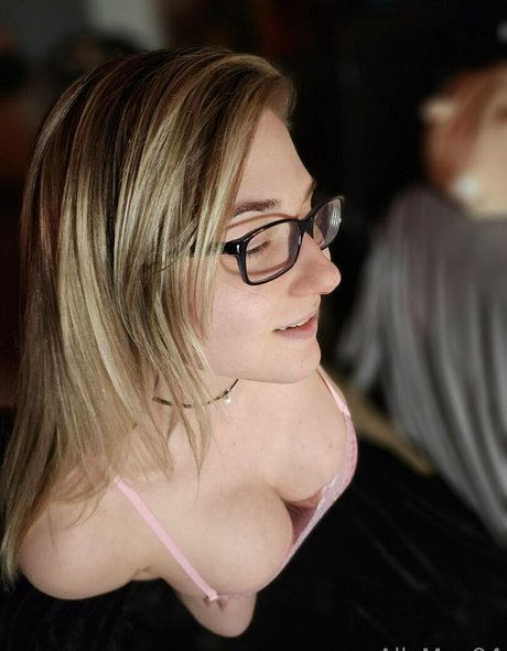 Ally Sha トップポルノスター 写真