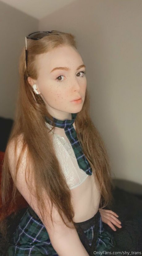 最もホットなレディボーイオンリーファンズ アートポルノ 画像