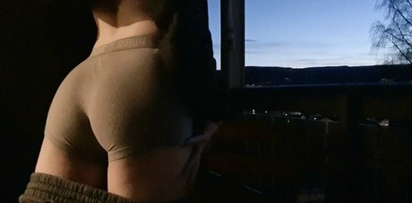 ニューハーフが男とセックスするオンリーファンズ HD ギャラリー