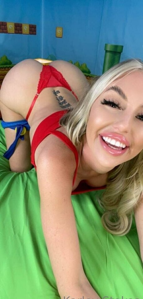 ランジェリーファックオンリーファンズ えろ 画像