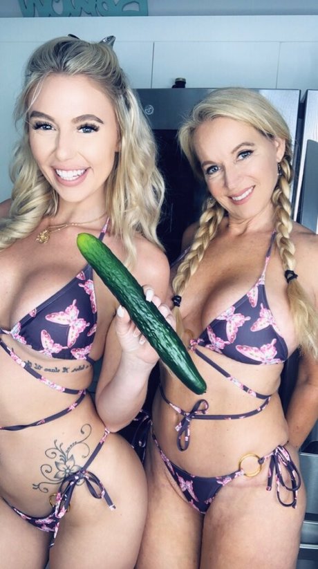 karleystokes ポルノスター セクシー ギャラリー