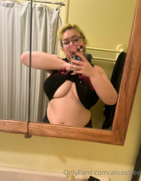 alicexfree 美しい女優 写真