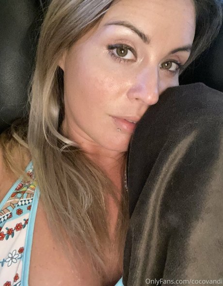 cocovandi ポルノスター 独占 写真