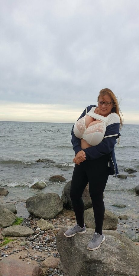 チェコのティーンズオンリーファンズ アートxxx 写真