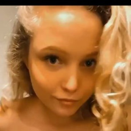 Evieerikson スター 裸 写真