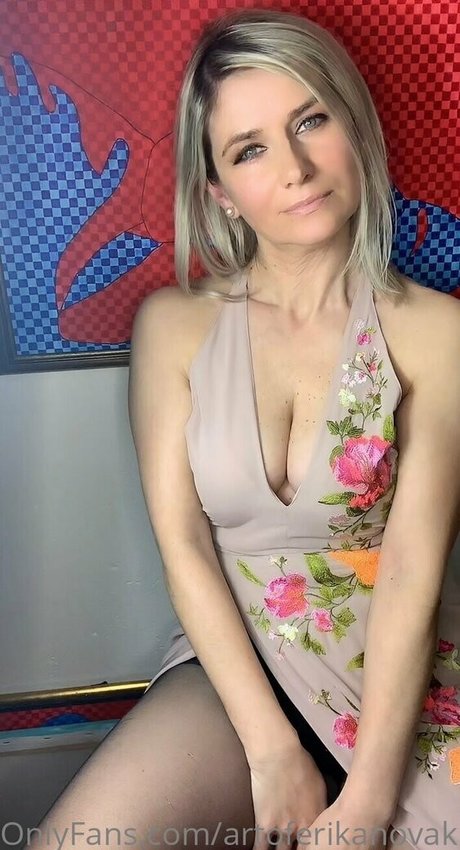 超デブおばあちゃんオンリーファンズ 素敵 写真