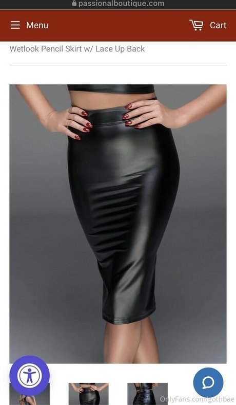 黒髪の熟女オンリーファンズ 美しいポルノ 画像