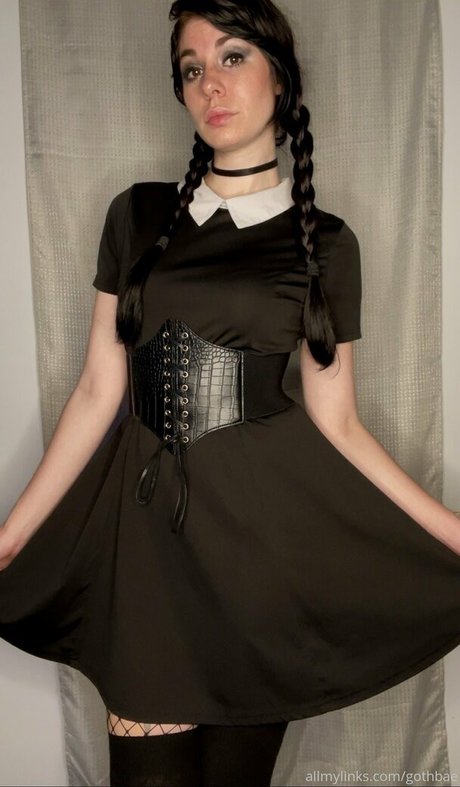 小さなおっぱいオンリーファンズ 無料エロ ギャラリー