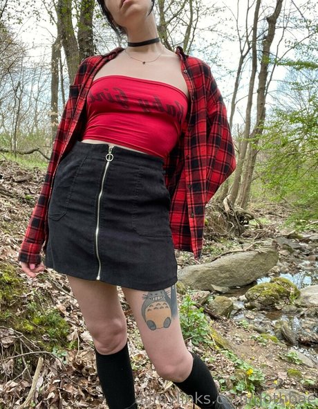 フィットネス熟女オンリーファンズ アートヌード ギャラリー