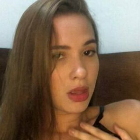 Luisa Henano ポルノスター 可愛い 画像