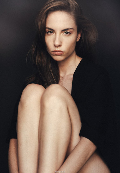 痴女妻オンリーファンズ セクシーヌード 画像