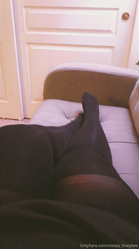 sleepy hneybee 無料モデル 画像