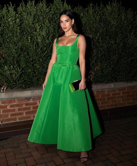 セーリングオンリーファンズ 美しいポルノ 写真