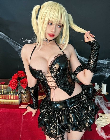 フラットオンリーファン セクシーヌード 写真