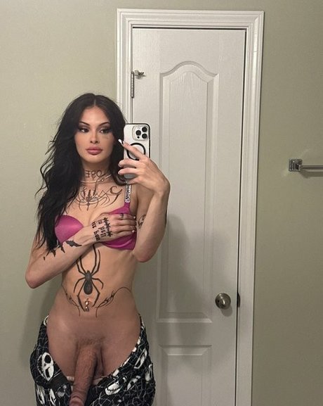 Kendalluvxx セックススター 写真