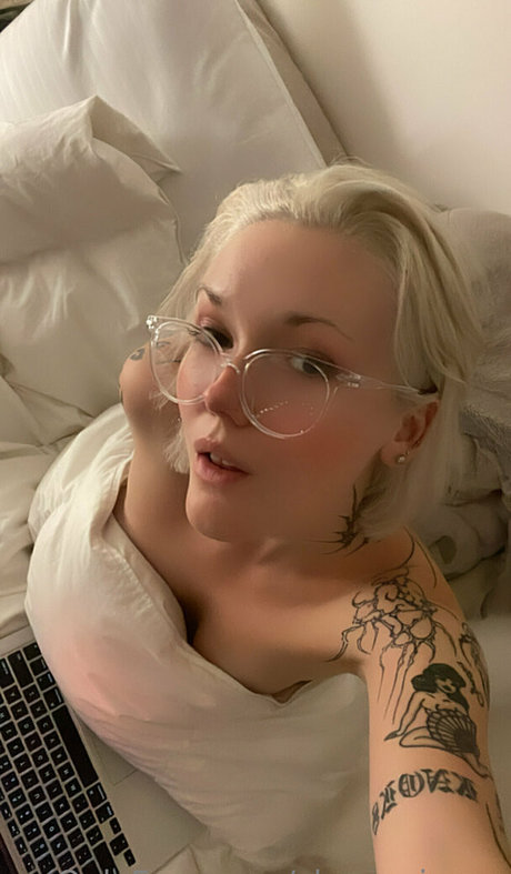 お尻を広げるオンリーファンズ 美しい ギャラリー