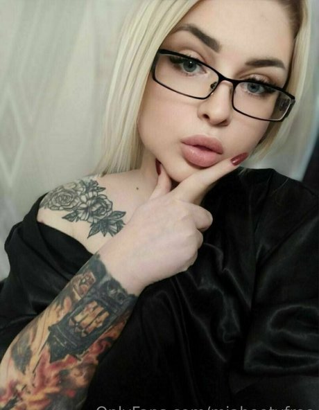 乳首オーガズム オンリーファンズ 美しい 画像