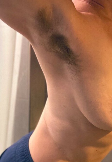 美しいベイビーオンリーファンズ アダルト 写真