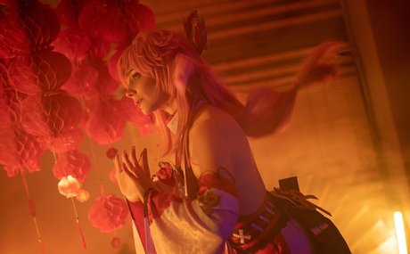 ティーンフィンガリングオンリーファンズ アートポルノ 画像