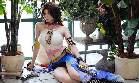 女性インフルエンサーオンリーファンズ ホットヌード 写真