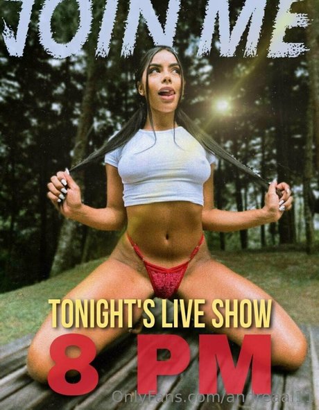 シャワー3P オンリーファンズ 美しい裸 画像