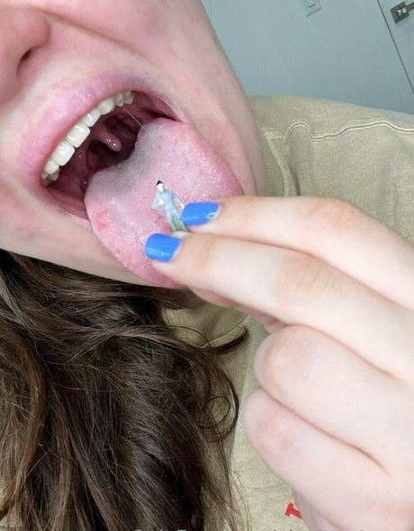 giantesstessa ポルノスター 無料 写真