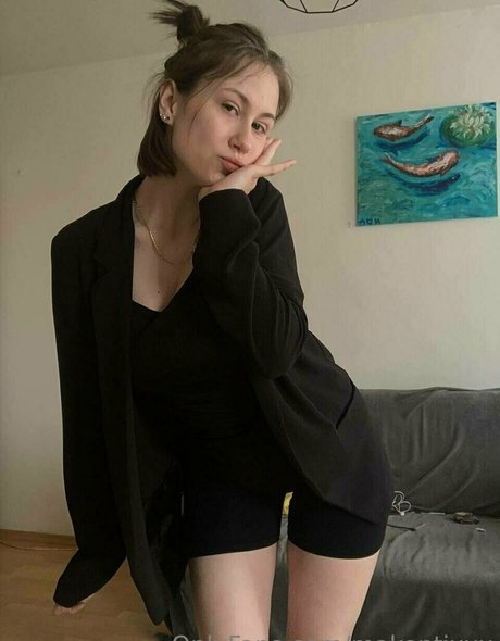 オタクプリンセスオンリーファンズ ホット裸 写真