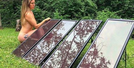 The Naked Gardener HDモデル 画像