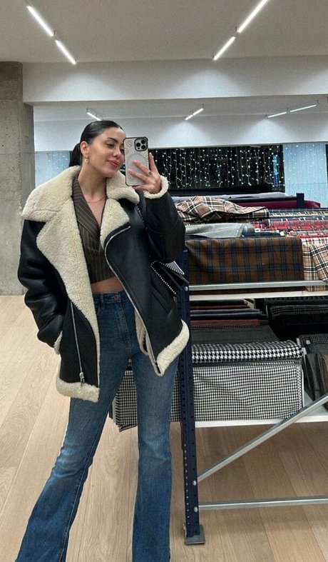 カムフィートオンリーファンズ 限定 画像