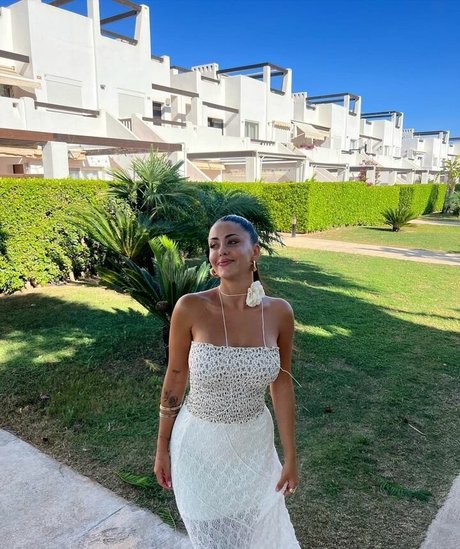 足 マンコ オンリーファンズ 美しいxxx 写真