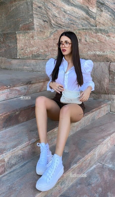 心理学者オンリーファンズ 無料ポルノ 画像