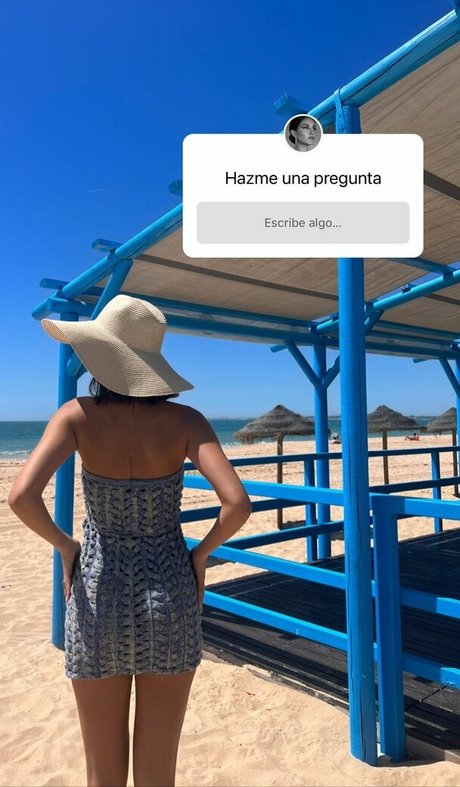 乳首 オンリーファンズ ポルノ 写真