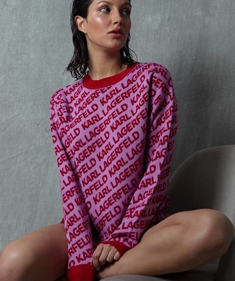 ティックトックスター オンリーファンズ 美しいxxx 画像