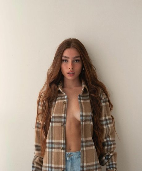 Eden Chanel ポルノスター 写真