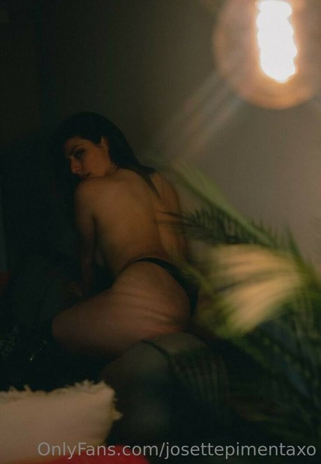 ニューハーフのオナニーオンリーファンズ ポルノ 写真